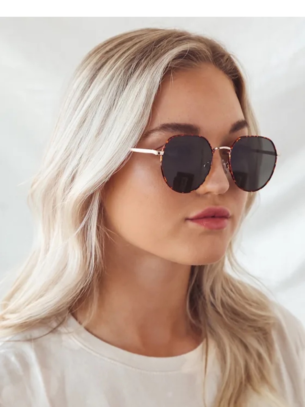 MINKPINK Side Street Brown Tortoise Round Sunglasses Gold Black Lenses